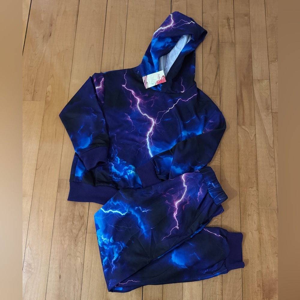 Amazon Kids Matching Set - Blue and Purple Lightning Design